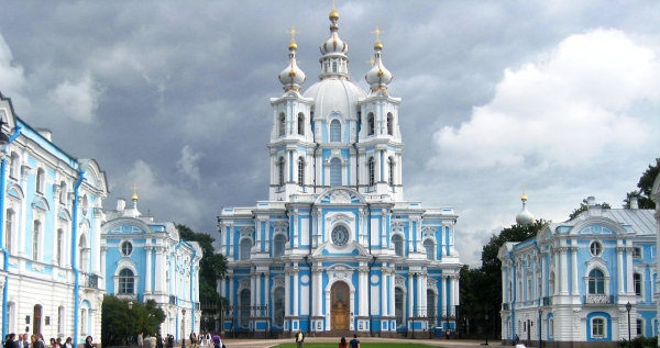 Смольный собор
